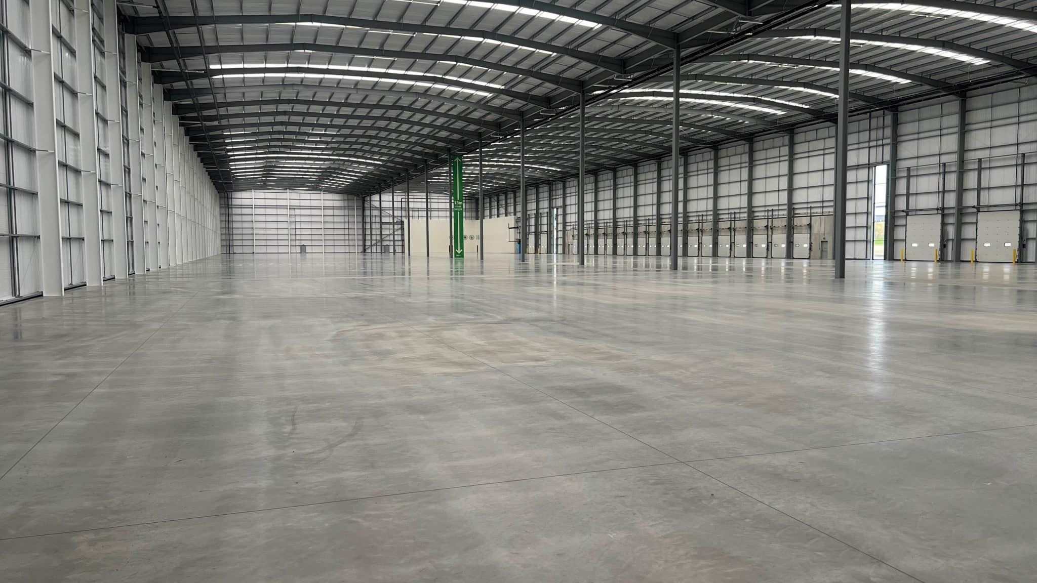 Empty warehouse, warehouse planning